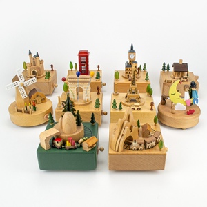 Carillon in Legno Fatto a Mano con Albero di <span class=keywords><strong>Natale</strong></span> e Slitta in Movimento, Meccanismo a Manovella, Melodia con Campanelli, Ornamento Perfetto per <span class=keywords><strong>Natale</strong></span> - Product Image 3