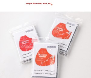 Couverture Thermique Compacte d'Urgence en Mylar Argenté pour Extérieur, Équipement de Survie pour Kits de Premiers Secours et Catastrophes Naturelles - Product Image 1