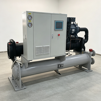 Refroidisseur à vis semi-hermétique refroidi par eau, évaporateur à calandre tubulaire 92kW-1400kW, système de refroidissement industriel 380V, pompe et moteur haute sécurité