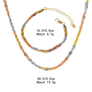 Conjunto de collar y pulsera de diseño retro al por mayor, conjunto de joyería de moda de eslabones cubanos de tres colores versátil para mujer - Product Image 3