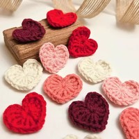 Décoration artisanale au crochet en forme de cœur, couleur bonbon, pour la maison, accessoires de vêtements et de cheveux DIY, fleurs pour chaussures