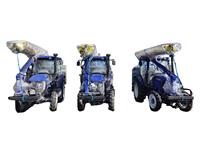 Nettoyage des panneaux photovoltaïques montés sur tracteur |   Hauteur de 0,2 à 4 m |   Nettoyage haute pression |   Évitement automatique des obstacles |   pour les centrales solaires