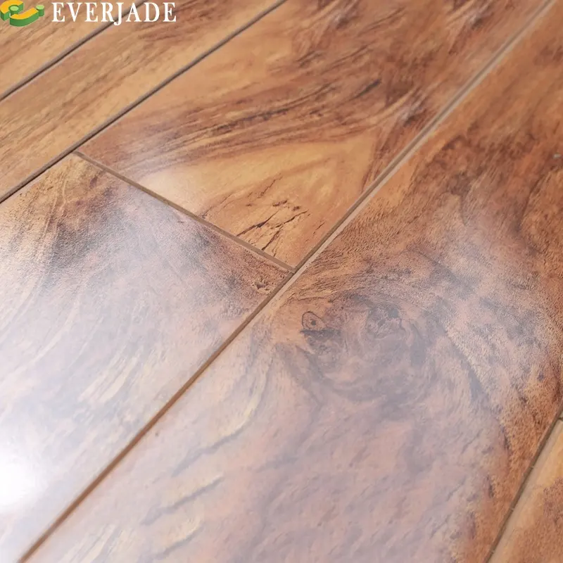 Lantai Kayu Laminasi Glossy Tinggi 15Mm Lantai Laminasi Klik Guangzhou dengan Bantalan Terpasang