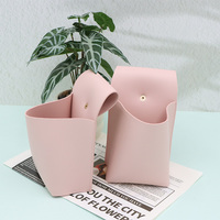 Organisateur suspendu portable élégant en cuir PU pour véhicule et poussette, mini pochette de rangement avec support