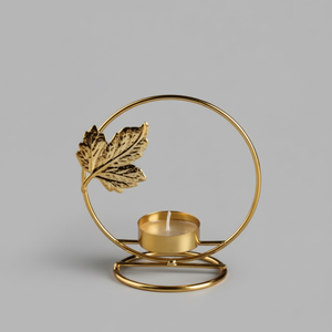 Bougeoir décoratif élégant en métal fini or pour Diwali de festival à la maison et décoration de Noël - Product Image 1