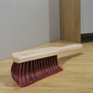 Brosse à poussière multifonctionnelle pour balai de lit avec long manche <span class=keywords><strong>en</strong></span> <span class=keywords><strong>bois</strong></span> Poils de cryptage <span class=keywords><strong>en</strong></span> plastique Manche <span class=keywords><strong>en</strong></span> <span class=keywords><strong>bois</strong></span> <span class=keywords><strong>massif</strong></span> Outil de nettoyage de la poussière - Product Image 2