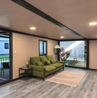 Maison conteneur mobile de luxe préfabriquée et extensible sur mesure de 20 pieds et 40 pieds, avec salle de bain, cuisine et application supermarché, maison portable