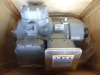 Compresor de Aire Acondicionado Reciprocante Semi-Hermético Carrier Carlyle 06EA565 de 25HP, Usado, Precio de Fábrica, para Uso Agrícola