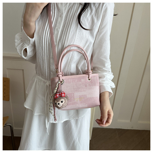 Women's crossbody bag sophisticated and stylish <b>small</b> bag new seasonal fashion retro <b>handbag</b> versatile women's bag - Product Image 2