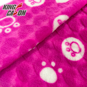 Kingcason Factory Wholesale Classic Printing 250gsm Cutting Small Heart Pattern Spandex Super Soft Flannel Fleece for Pajamas - Product Image 4