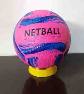 Balón de netball de tamaño oficial, balón de netball de alta calidad, balón de netball duradero, balón de netball para entrenamiento, balón de netball para partidos competitivos, balón de netball - Product Image 1