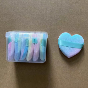 Zonyin Vente en gros de petits puffs à poudre pour le visage, <span class=keywords><strong>pas</strong></span> chers, doux, triangulaires, en velours, avec boîte en plastique - Product Image 6
