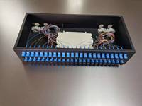 Répartiteur PLC 1U 19'' 24 ports SC/APC avec prise en charge IP et GPRS pour les réseaux de télécommunications