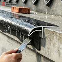 Bordure de toit en alliage d'aluminium en forme de bec d'aigle pour la protection des coins extérieurs des murs et des avant-toits contre l'eau de pluie