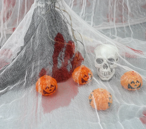 Décoration de porte de <span class=keywords><strong>maison</strong></span> hantée en gaze pour Halloween, gaze à empreintes de sang pour le Festival des Fantômes, découpable - Product Image 2
