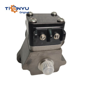 Pompe <span class=keywords><strong>isocratique</strong></span> électronique Bosch 0 414 755 008 pour moteurs diesel Mack E-Tech 12.0L - Product Image 4