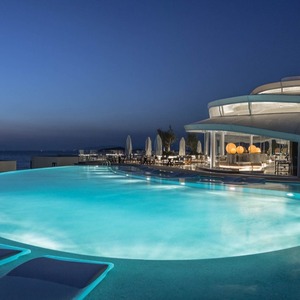 Villa moderna con estructura de acero ligero para uso hotelero con solución integral para el proyecto - Product Image 2