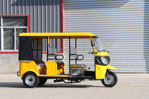 Tuk Tuk Motorizzato a Corpo Aperto 200cc per <span class=keywords><strong>Taxi</strong></span> Commerciale con Tre File di Sedili, Triciclo per Passeggeri, Vendita all'Ingrosso dalla Fabbrica Cinese - Product Image 3