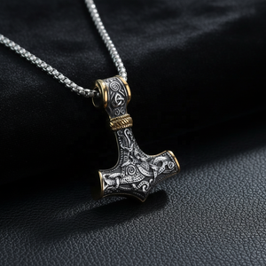 Colliers pendentifs personnalisés en acier inoxydable plaqué argent antique, breloques Viking Mjolnir Marteau Nœud Celtique Mythologie Nordique - Product Image 1