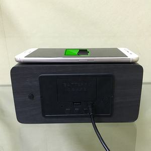 Réveil de réveil en <span class=keywords><strong>bois</strong></span> MDF, avec haut-parleur BT, charge sans fil Qi, réveil de la laine, affichage de la température à LED pour le bureau - Product Image 6