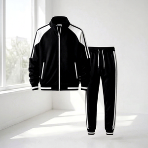Conjunto Deportivo Unisex Negro de Manga Larga con Cierre de Media Cremallera y Dobladillo Dividido 2 en 1, Ropa Deportiva de Otoño Transpirable y Ligera con Bolsillos Laterales y Ajuste Regular - Product Image 1