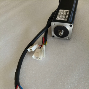 SGM7J-02APK-YR1A มอเตอร์หุ่นยนต์อุตสาหกรรม มอเตอร์หุ่นยนต์ - Product Image 2