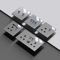 Prise murale standard britannique 13A avec charge rapide USB Type-C, panneau en verre trempé gris, prise électrique britannique moderne pour projet hôtelier