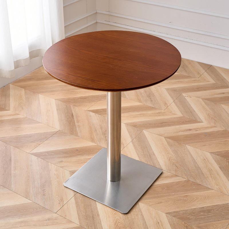 80 rondes en noyer + assiette carrée en acier inoxydable