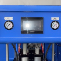 Máquina de Moldeo por Soplado Semiautomática Controlada por PLC para Botellas de Plástico PET de 5 Litros para Aceite Comestible y Agua, con Bomba y Motor