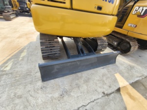 Mini pelle KOMATSU série 7 tonnes mini pelle sur chenilles utilisée pompe à moteur PC70 PC56 PC78 PC35mr PC30mr PC40mr PC50mr - Product Image 4