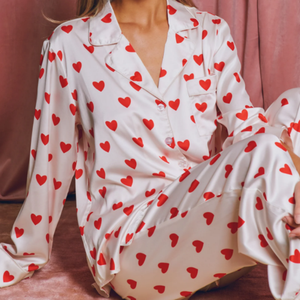 Ensemble de pyjama en satin pour femme, style populaire 2026, imprimé cœurs, vêtements de nuit et de détente luxueux et soyeux à manches longues - Product Image 2