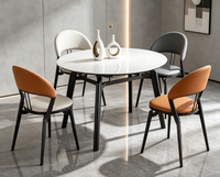 Table à manger ronde extensible moderne de luxe, 6 places, style italien, plateau en pierre frittée marbrée avec structure en métal, pour la maison et la cuisine