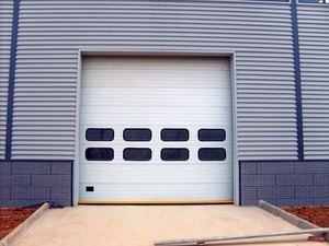 JIANDA <span class=keywords><strong>porta</strong></span> sezionale Industriale di colore bianco ad alta portanza <span class=keywords><strong>scorrevole</strong></span> <span class=keywords><strong>porta</strong></span> industriale con windows - Product Image 5
