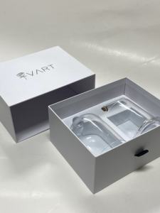 Caja de papel deslizante de lujo con impresión personalizada blanca de fabricación, caja de regalo con embalaje de cajón con espuma - Product Image 2