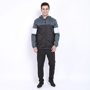 Veste coupe-vent utilitaire personnalisée 2026, fabricant de vêtements d'extérieur, veste à capuche de printemps pour hommes - Product Image 1
