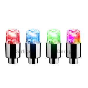 Lumière LED multicolore pour <span class=keywords><strong>valve</strong></span> <span class=keywords><strong>de</strong></span> pneu <span class=keywords><strong>de</strong></span> vélo, moto et voiture - Product Image 1