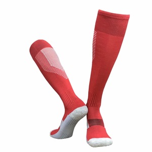 2024 Nieuwe Ontwerp Trendy Fluffy Zweet-Absorberende Lange Buis Polyester Compressie Voetbal Sokken Voor Mannen - Product Image 5