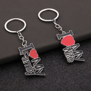Llavero de Metal Personalizado <span class=keywords><strong>para</strong></span> Regalo <span class=keywords><strong>para</strong></span> <span class=keywords><strong>Papá</strong></span> <span class=keywords><strong>y</strong></span> <span class=keywords><strong>Mamá</strong></span>, Elegante Llavero Grabado, Recuerdo Artesanal de Metal Personalizado <span class=keywords><strong>para</strong></span> Uso Promocional - Product Image 2
