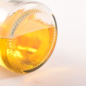 Bouteille d'eau en verre à boire souple transparente avec couvercle à pince 750ml Style spécial récipient à boisson à dessus oscillant hermétique - Product Image 6