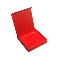 En stock velours rouge perle carré carton estampage dossiers bijoux emballage boîte pour la fête des mères avec montre lunettes lunettes
