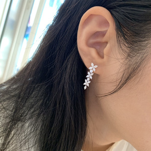 Orecchini a Farfalla con Zirconia Cubica Marquise per Donne, Gioielli Pendenti Lunghi con Motivi Floreali - Product Image 4