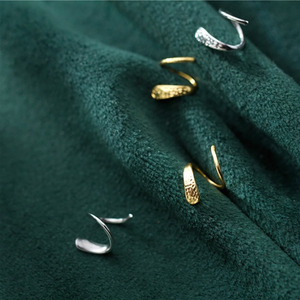 Orecchini a clip da donna in stile coreano, minimalisti, alla moda, eleganti, senza piercing, gioielli di tendenza. - Product Image 4