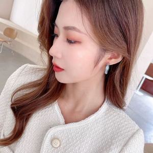 Aretes de Botón Geométricos de Circonita de Alta Gama, Estilo Coreano Moderno, Chapados en Oro LY-0211 de Evergreat, de Cobre de Lujo - Product Image 6