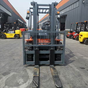 מלגזה דיזל יעילה, זולה וחזקה עם צמיגים פנאומטיים, 5 טון, 4X4, בעלת כושר נשיאה של 7 טון למכירה - Product Image 5