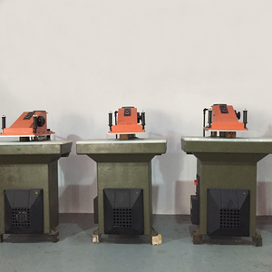 Máquina de Corte de Brazo Oscilante Atom 922 Usada de Italia, 22T Hidráulica, Máquina de Prensa Atom de <span class=keywords><strong>Segunda</strong></span> <span class=keywords><strong>Mano</strong></span> - Product Image 3