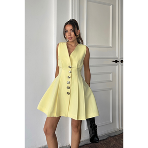 Vestido Largo Amarillo sin Mangas con Botones Dorados, Elegante y Casual para Verano, con Pliegues y Detalles, para Club, Suministro ODM - Product Image 5