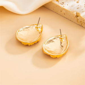 Charmes géométrie Texture goutte d'eau boucles d'oreilles pour femmes à la mode dame fines boucles d'oreilles vêtements quotidiens accessoires mode bijoux cadeau - Product Image 5