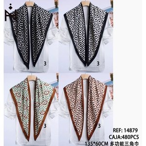 Sciarpa triangolare multifunzionale 135x60 cm con motivo geometrico, accessorio moda per donna e uomo - Product Image 1