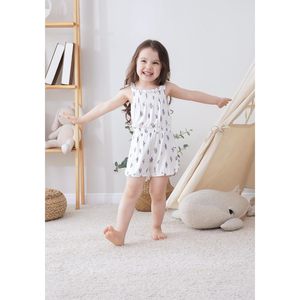Combinaison courte pour fille BambooBud, imprimé lavande blanc, tenue d'été respirante, vêtement pour enfant en une seule pièce - Product Image 4