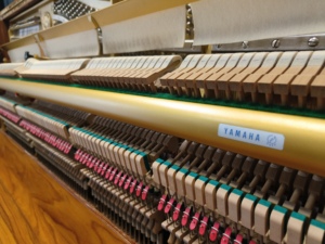 Japan Yamahas W101B Brown wood Upright Piano Used Brown Acoustic Professional 88 Keys Instrument <b>Second</b> <b>Hand</b> Instrument - Product Image 6